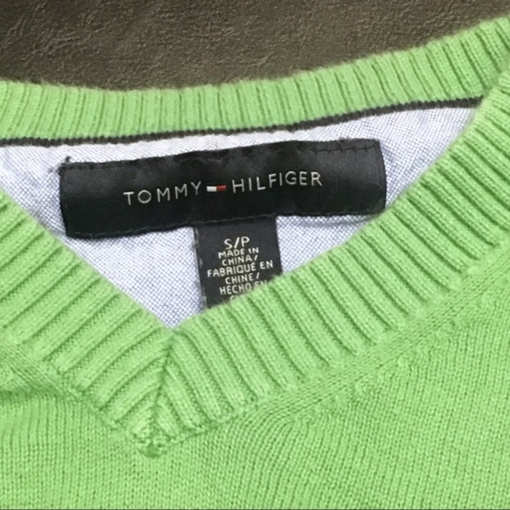Tommy Hilfiger Cotton v neck sweater - Picture 3 of 8